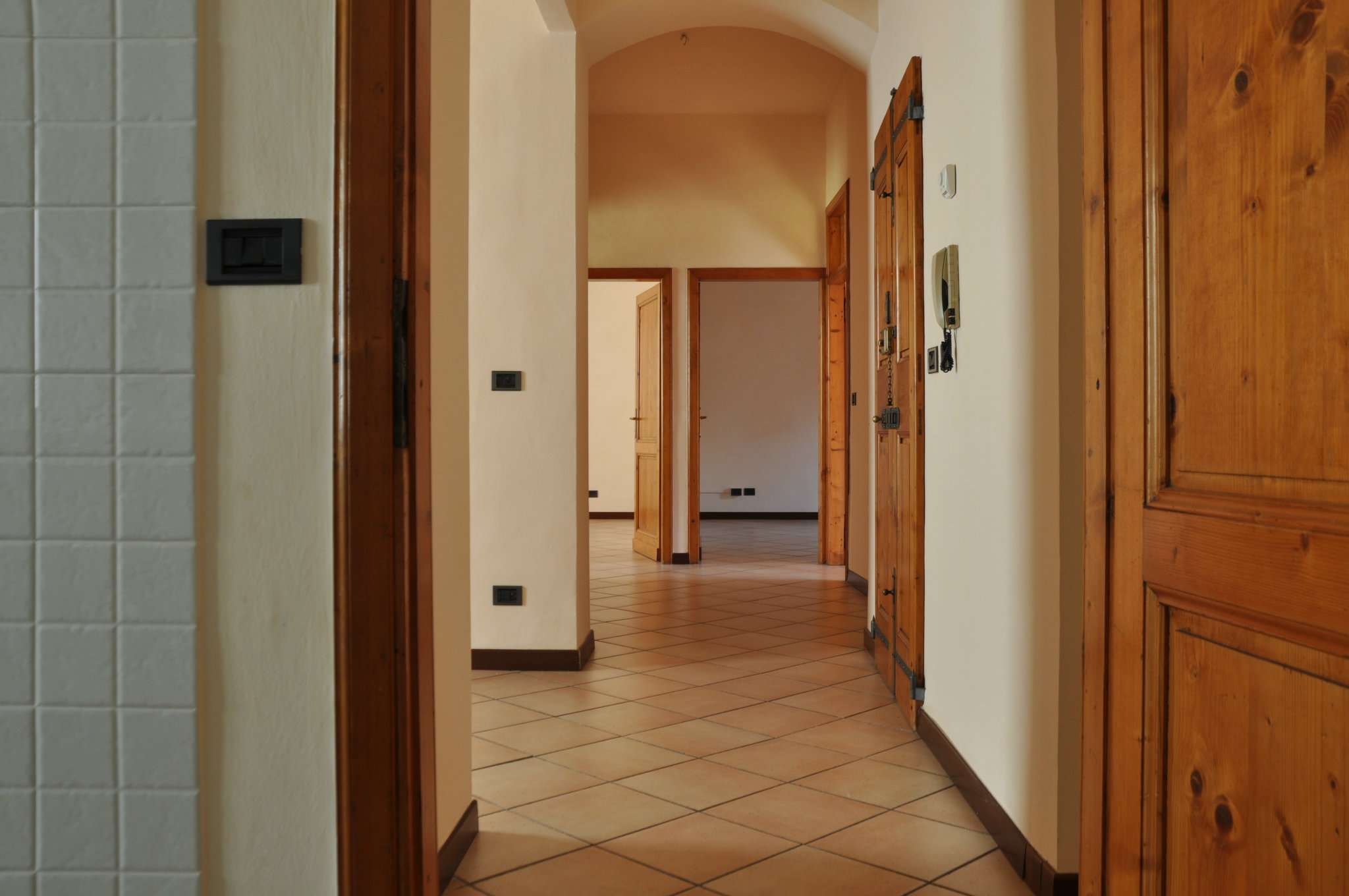  pistoia affitto quart:  san-paolo-immobiliare-u.c.a.s.-di-lakin-e&c