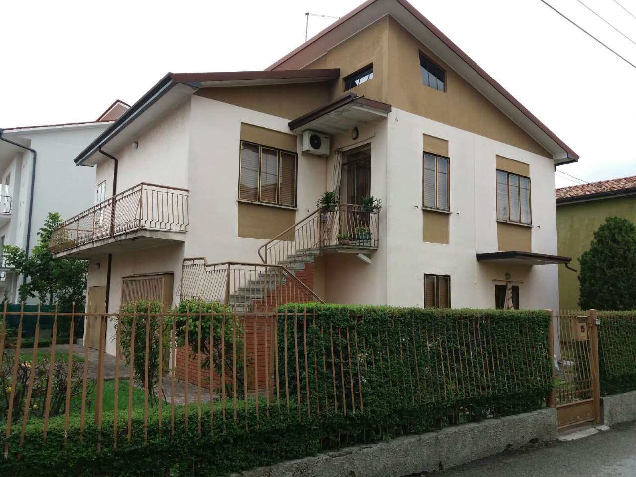 Villa Unifamiliare - Indipendente PADOVA vendita  BASSANELLO VIA GIACOMELLI Agenzia Immobiliare SAN LEONARDO