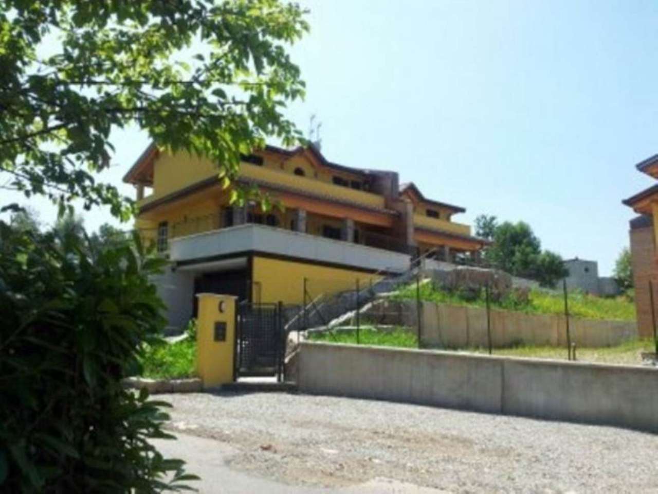 Villa BODIO LOMNAGO vendita   Giacomo Leopardi Studio Tecnico Immobiliare Da Pos s.n.c.