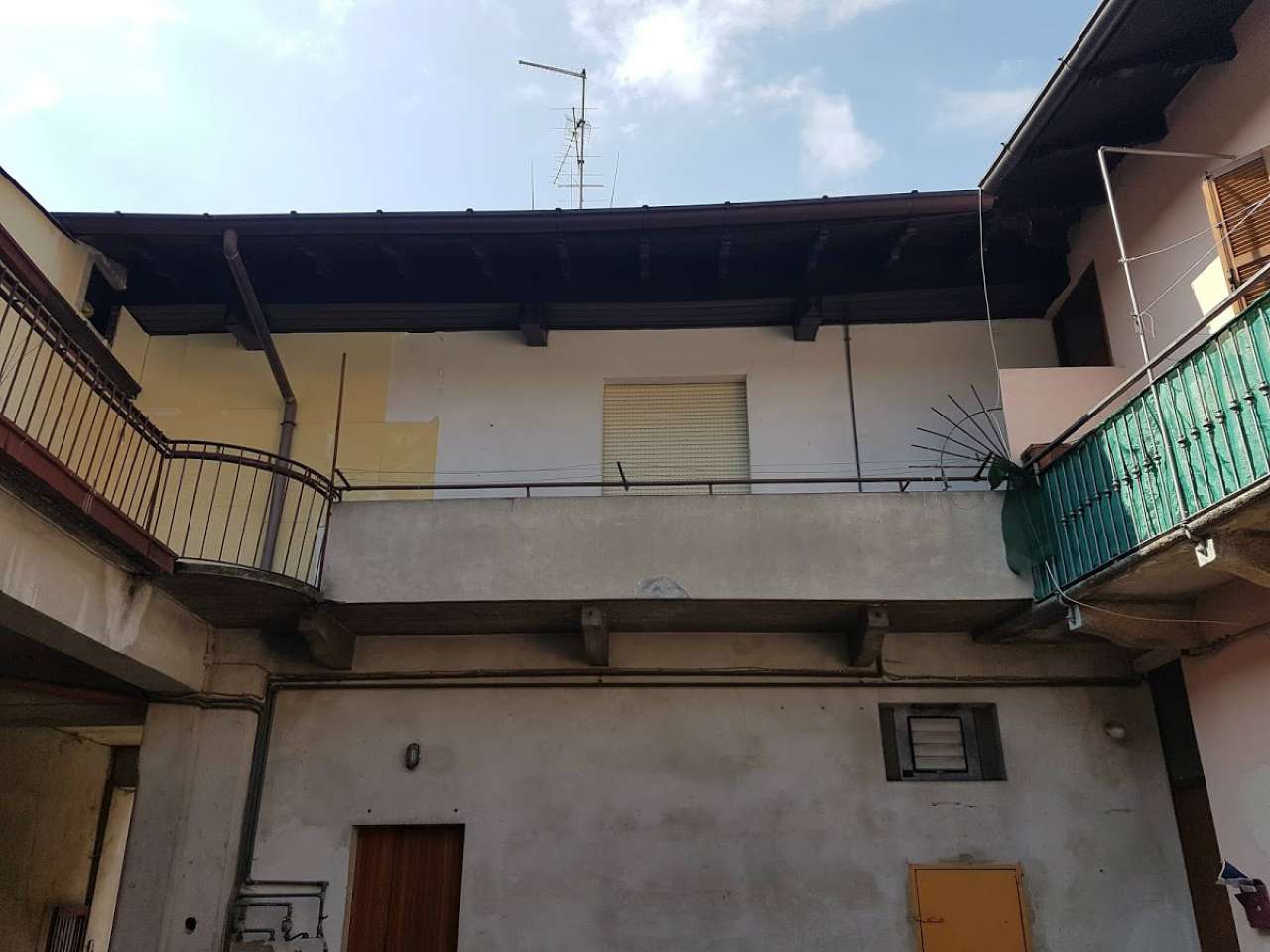 Appartamento CARNAGO vendita   libertà Studio Tecnico Immobiliare Da Pos s.n.c.