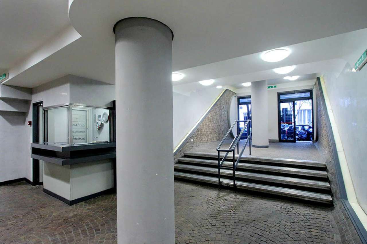 Ufficio - Loc.Com. ROMA affitto  PRATI Valadier immobiliare Capitolina s.r.l.