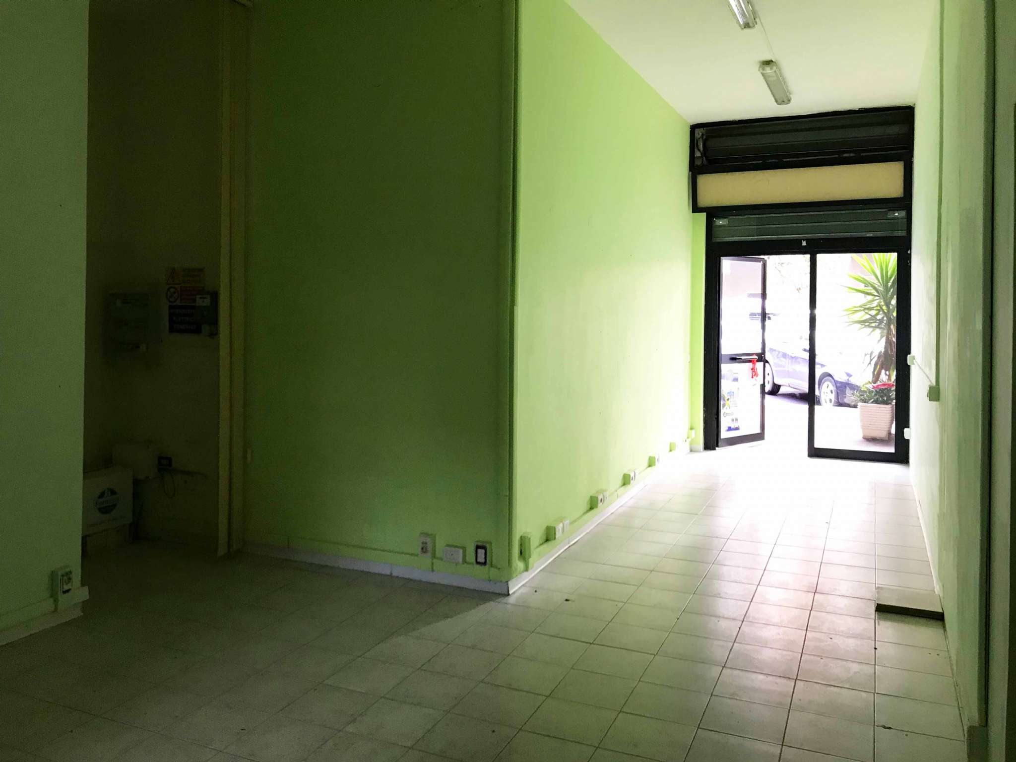 Negozio - Loc.Com. ROMA affitto  NUOVO SALARIO Gaspare Pacchiarotti SIF Soluzioni Immobiliari