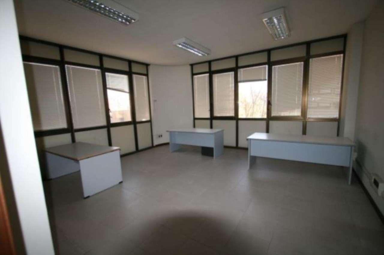  roma affitto quart: ardeatino  sif-soluzioni-immobiliari