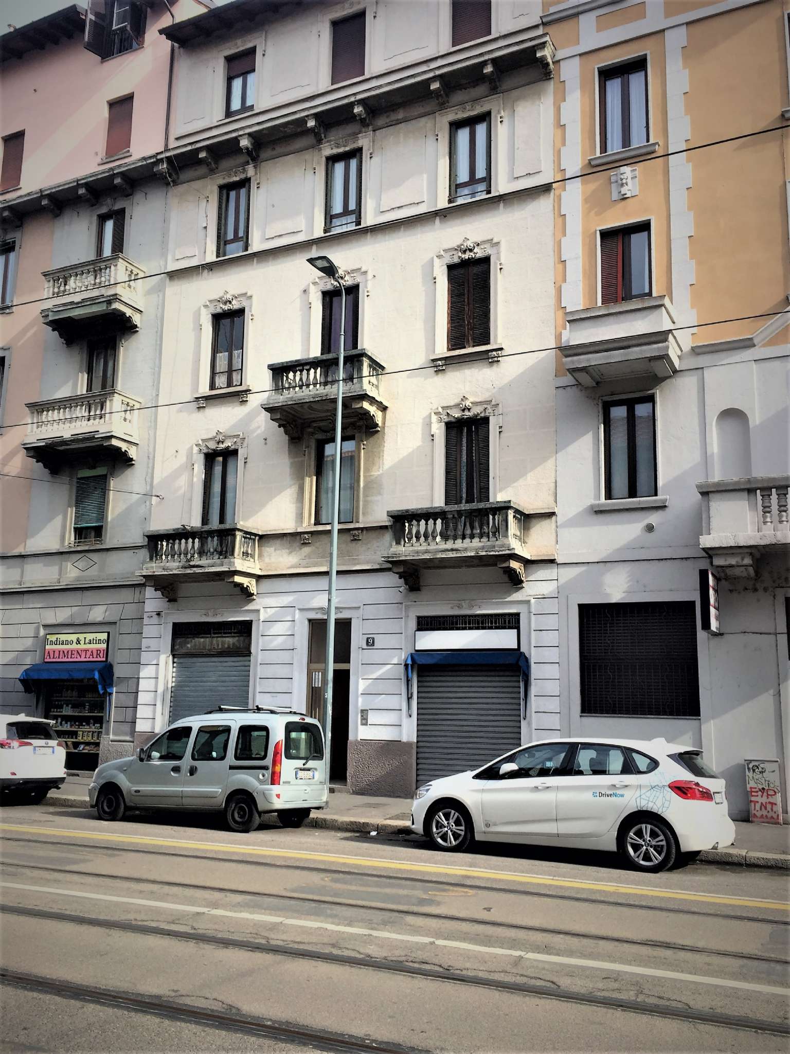  milano affitto quart: chiesa rossa intermedia