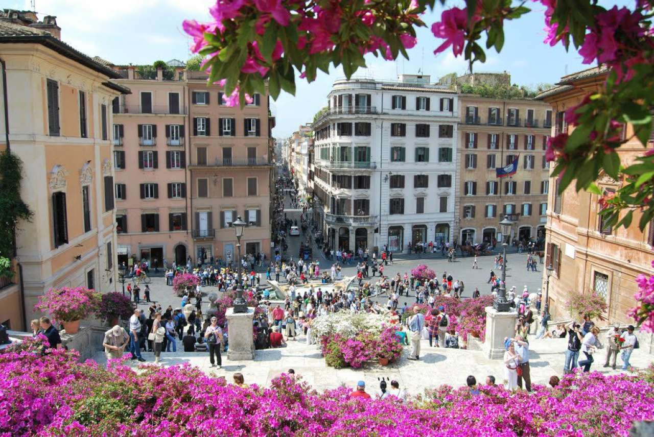 Negozio - Loc.Com. ROMA affitto  Centro storico Borgognona Italia Fudosan Real Estate