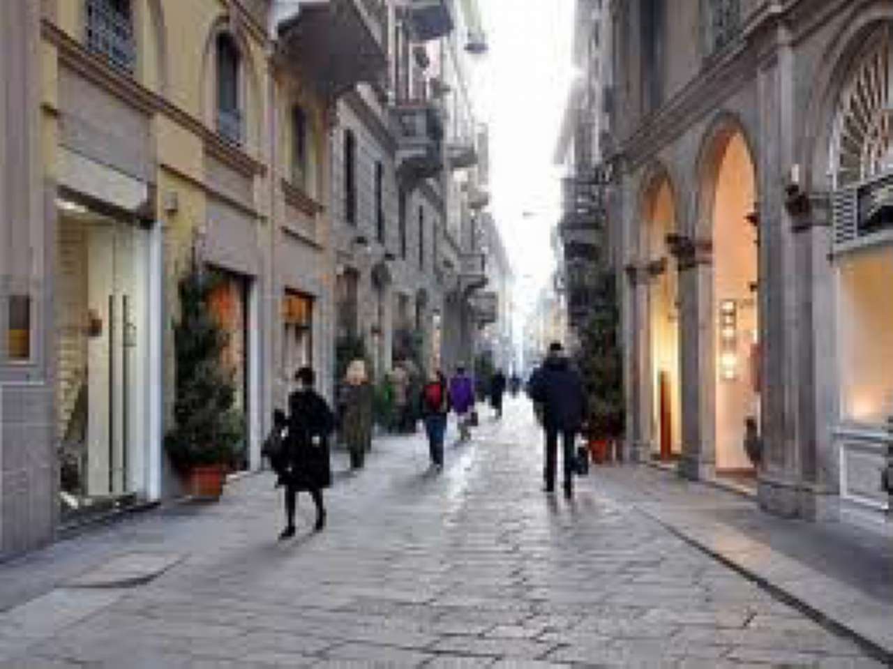 Show Room MILANO affitto  CENTRO STORICO Montenapoleone Italia Fudosan Real Estate