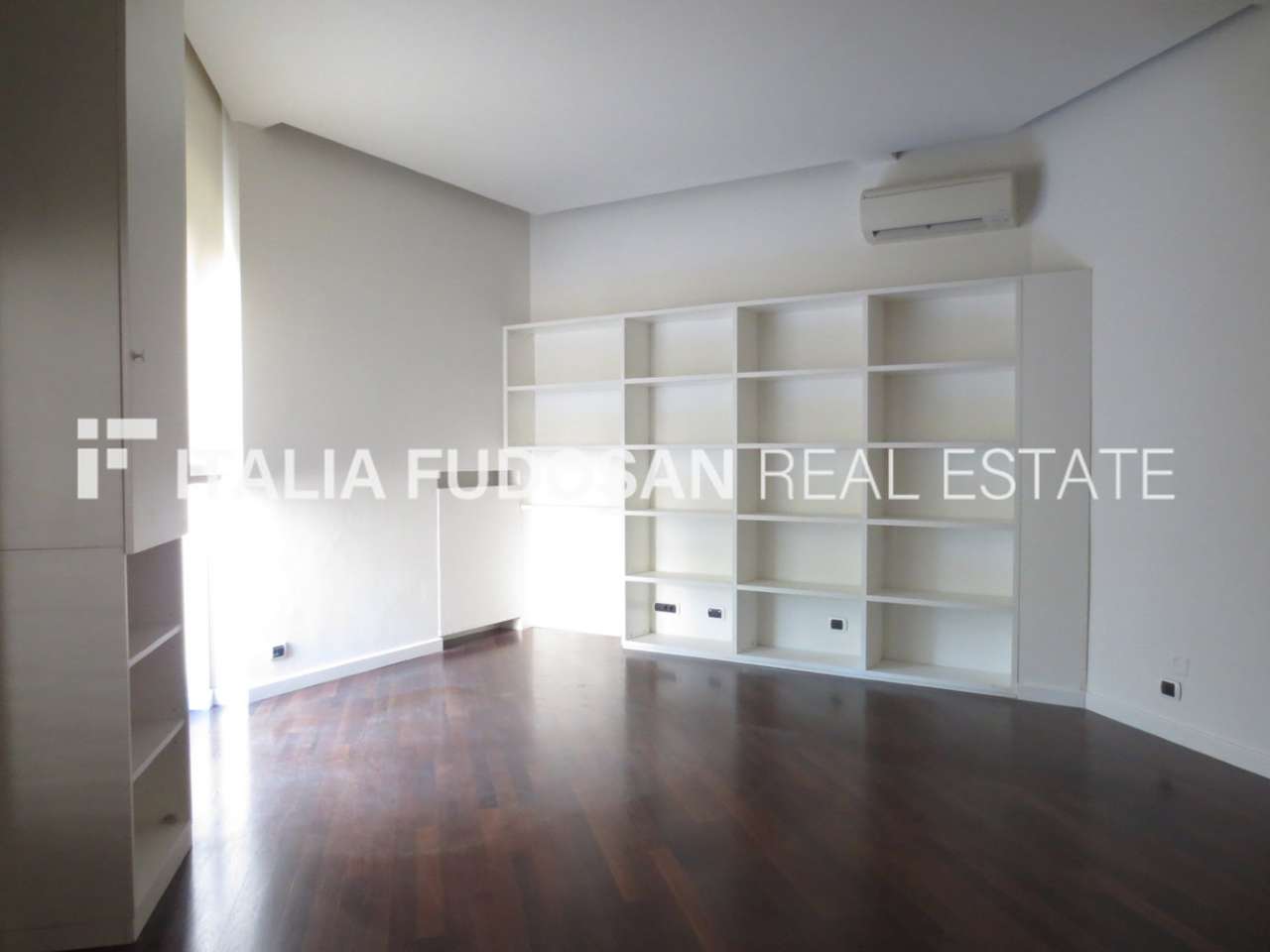Show Room MILANO affitto  CENTRO STORICO Montenapoleone Italia Fudosan Real Estate