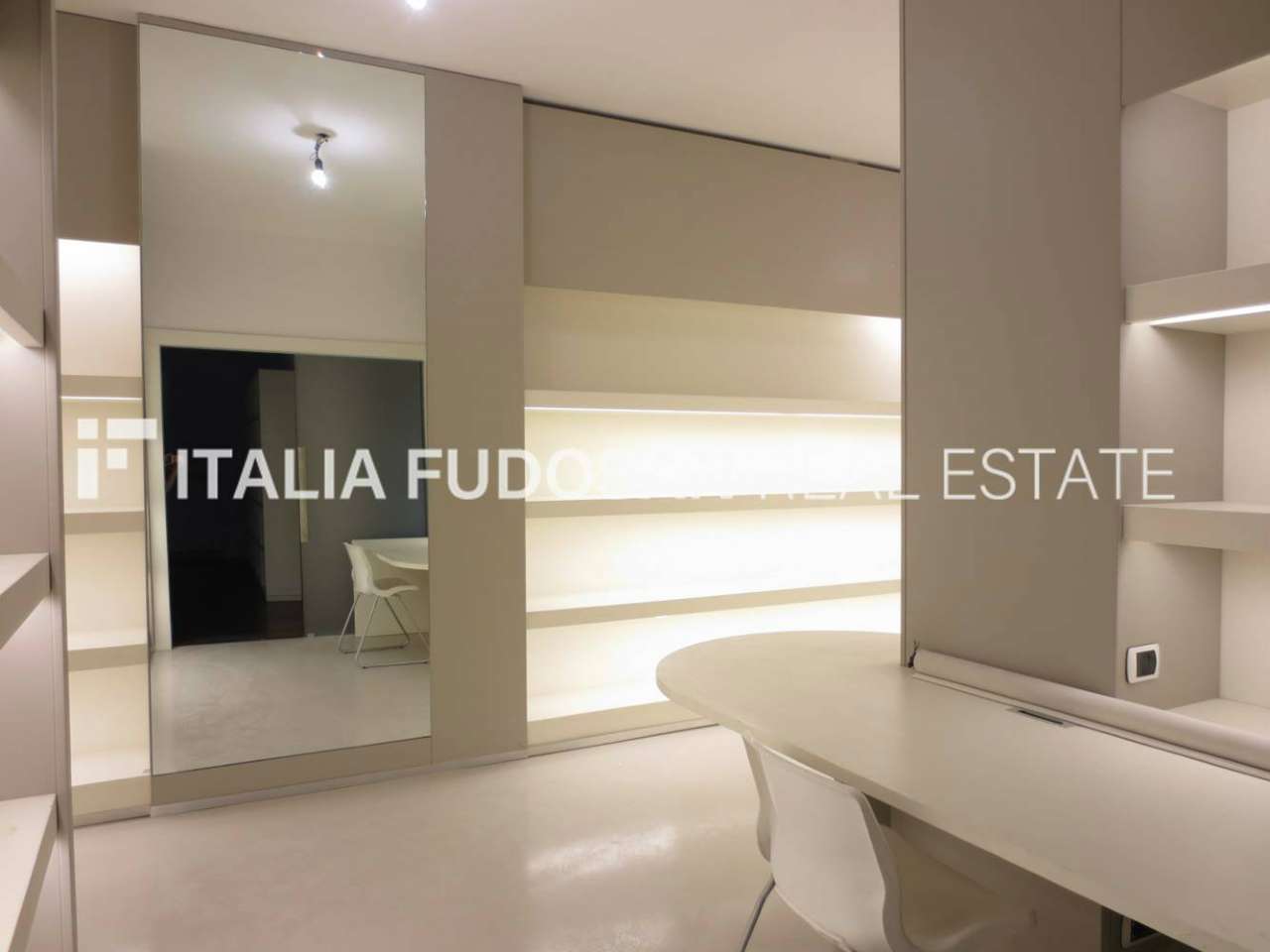 Show Room MILANO affitto  CENTRO STORICO Montenapoleone Italia Fudosan Real Estate