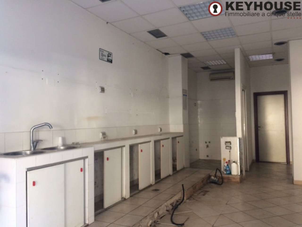 Negozio - Loc.Com. ROMA affitto  San giovanni Imola KEYHOUSE IMMOBILIARE SRL