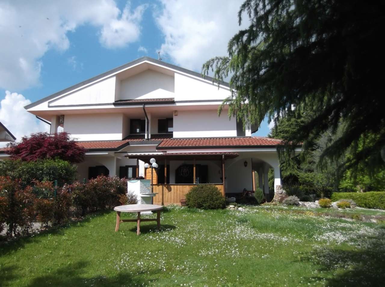 Villa AGRATE BRIANZA vendita   Verdi Ar soluzioni immobiliari di Renata Anedi