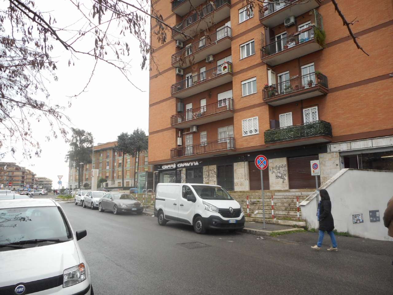  roma vendita quart: alessandrino  pm-immobiliare