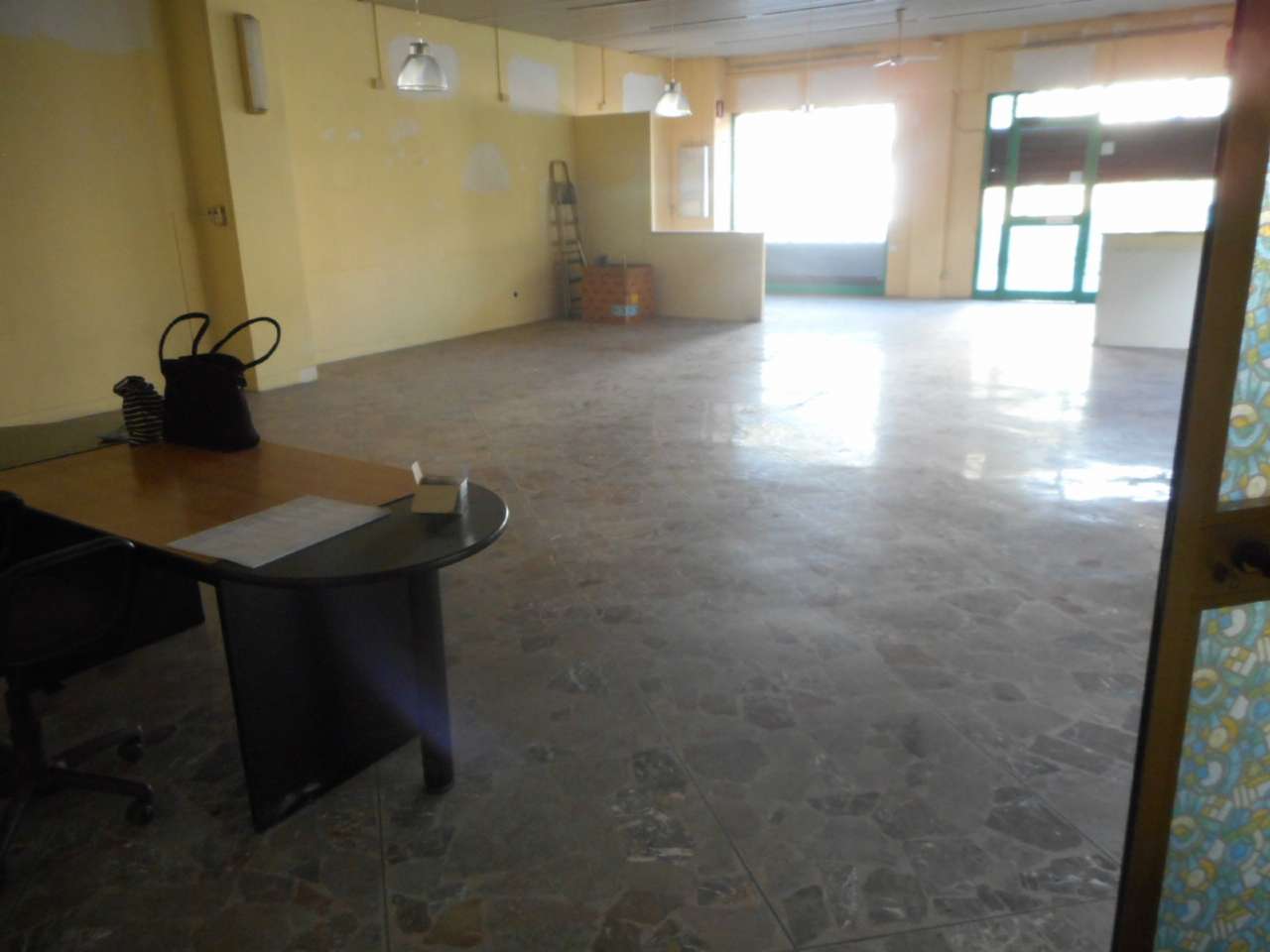 Negozio - Loc.Com. ROMA vendita  TORRE MAURA (ZONA DELLA VIII MUN.)  Casilina PM IMMOBILIARE