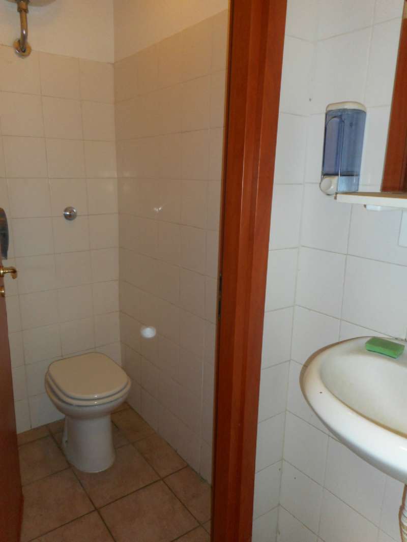 Negozio - Loc.Com. ROMA vendita  PIGNETO Casilina PM IMMOBILIARE