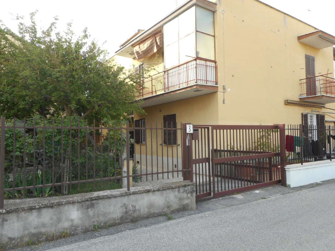  roma vendita quart: romanina pm immobiliare