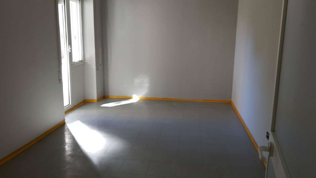 Ufficio - Loc.Com. ROMA affitto  NUOVO SALARIO Suvereto Europa Real Estate