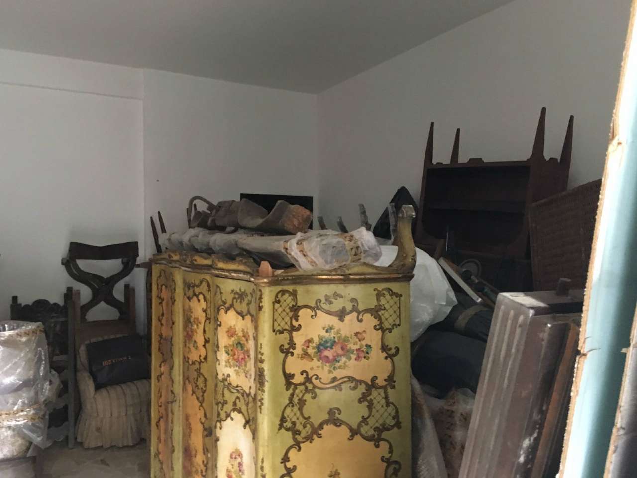 Negozio - Loc.Com. ROMA vendita  TORREVECCHIA via fanny tacchinardi Immobiliare Santacroce S.R.L.