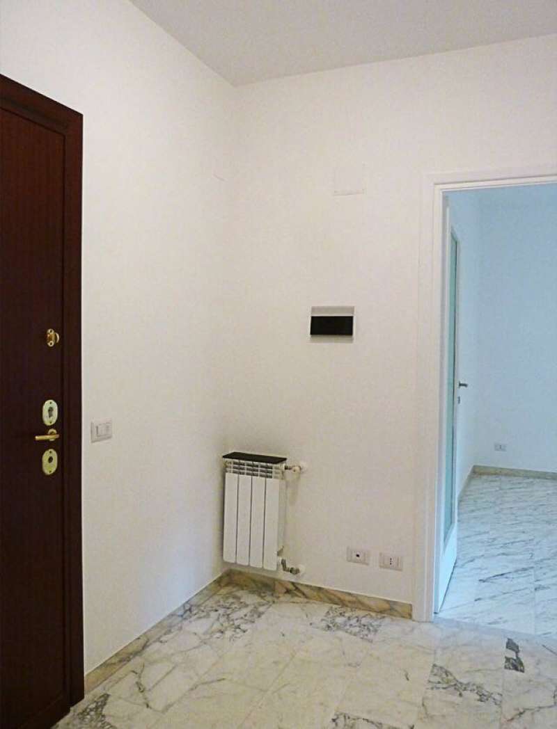 Appartamento ROMA vendita  PIGNETO Renzo da Ceri Immobiliare Santacroce S.R.L.