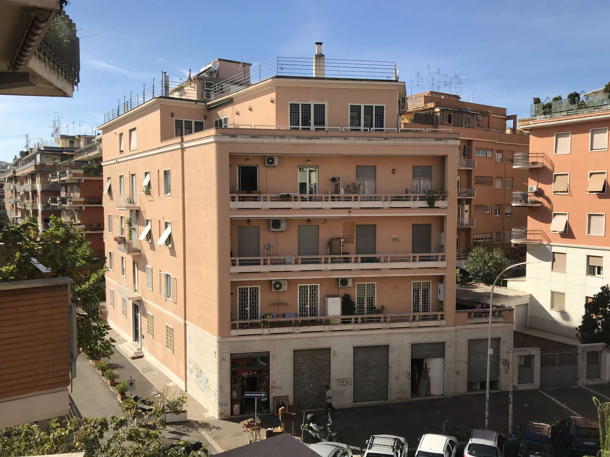 Appartamento ROMA vendita  GIANICOLENSE (XV MUN.) via ascanio rivaldi Immobiliare Santacroce S.R.L.