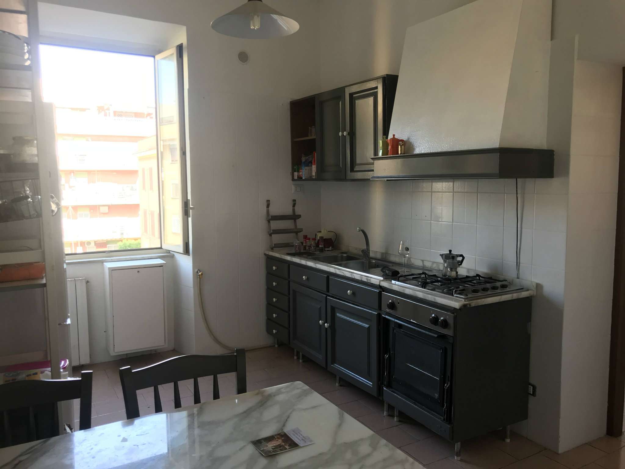 Appartamento ROMA vendita  GIANICOLENSE (XV MUN.) via dei silvestrini Immobiliare Santacroce S.R.L.