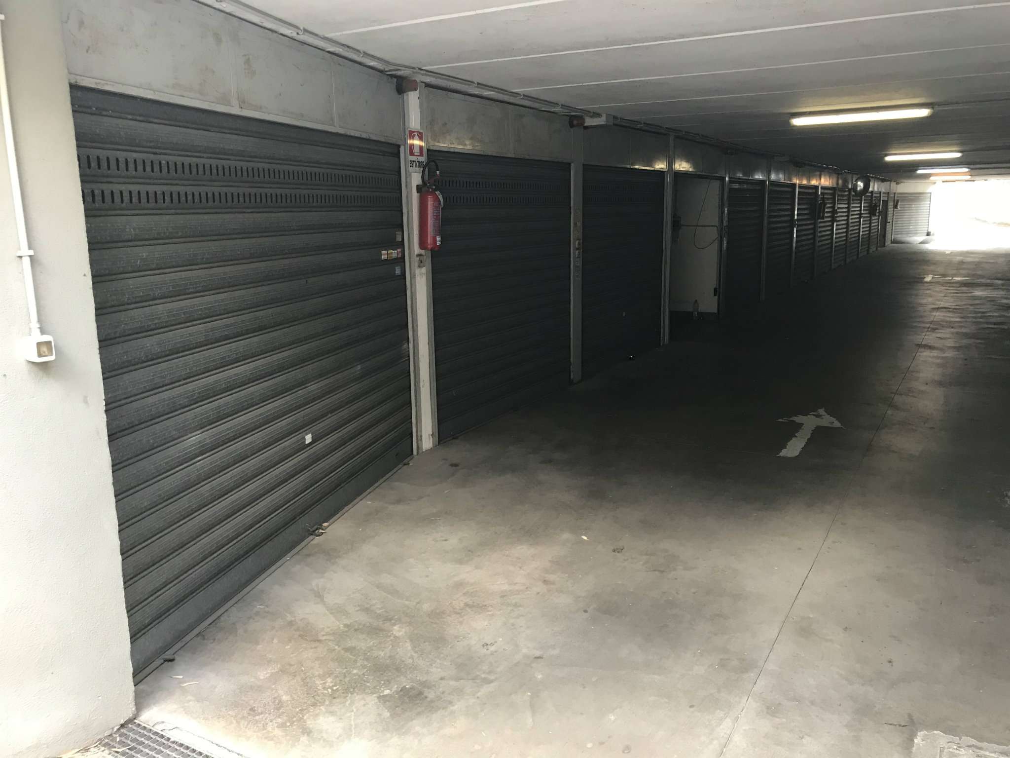Box auto - Posto auto ROMA vendita  GIANICOLENSE (XV MUN.)  Immobiliare Santacroce S.R.L.