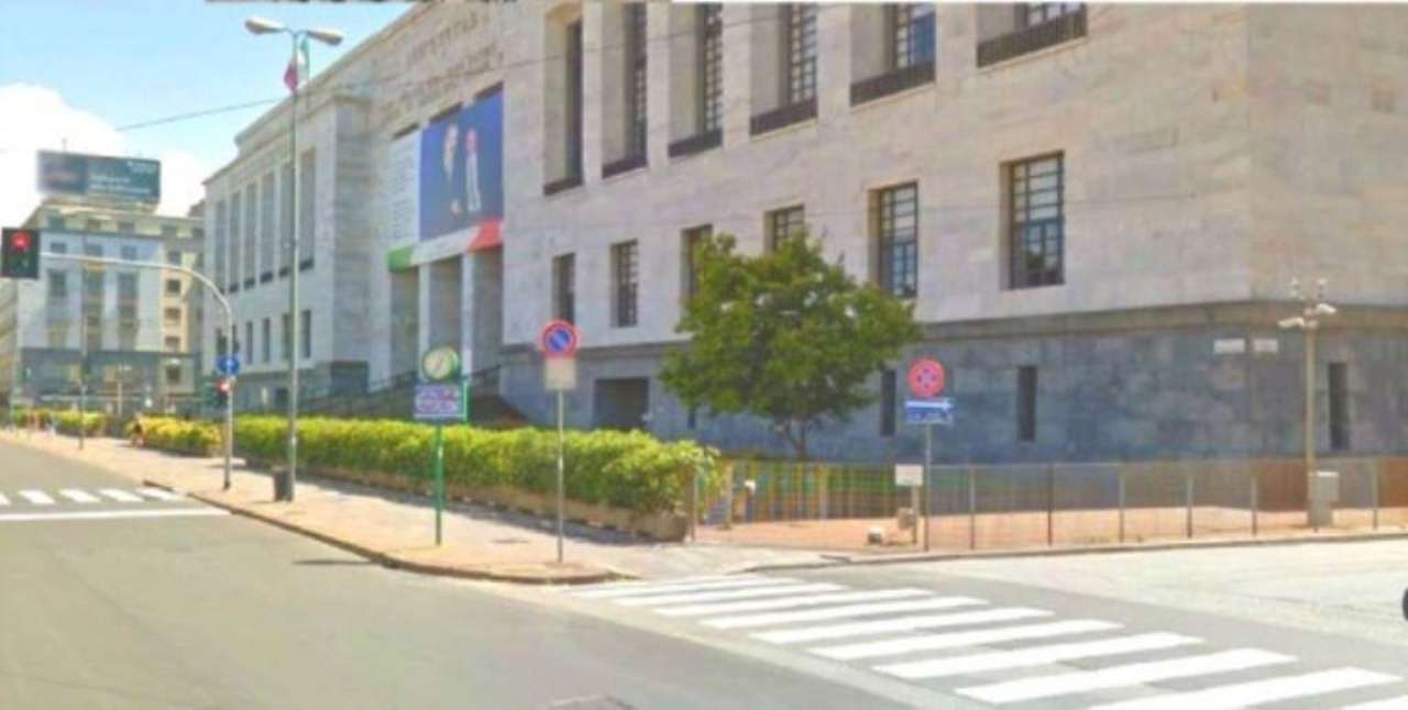 Negozio - Loc.Com. MILANO affitto  CENTRO STORICO di Porta Vittoria VISCONTI DI MODRONE SRL