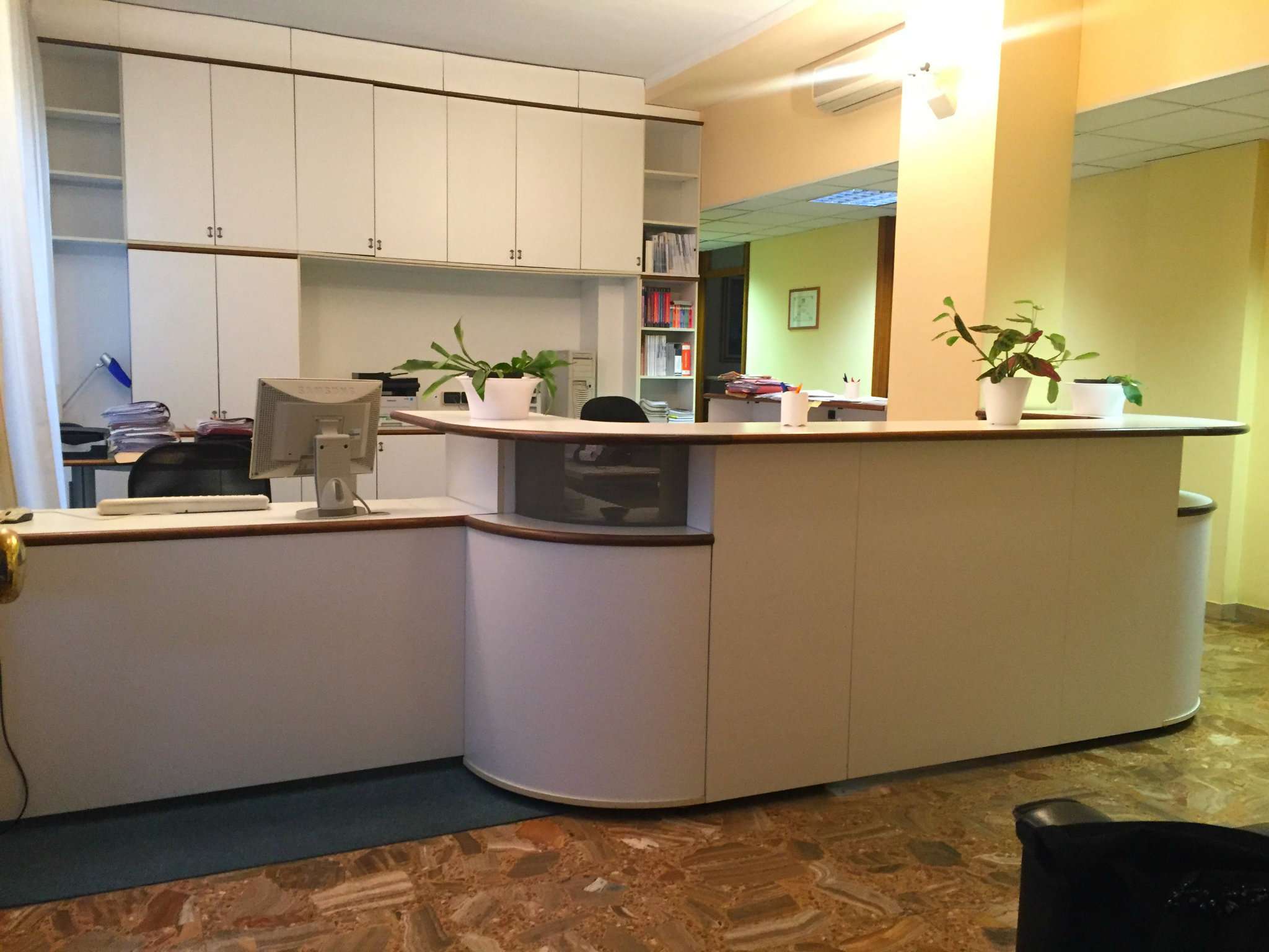 Ufficio - Loc.Com. MILANO affitto  CENTRO STORICO PODGORA VISCONTI DI MODRONE SRL