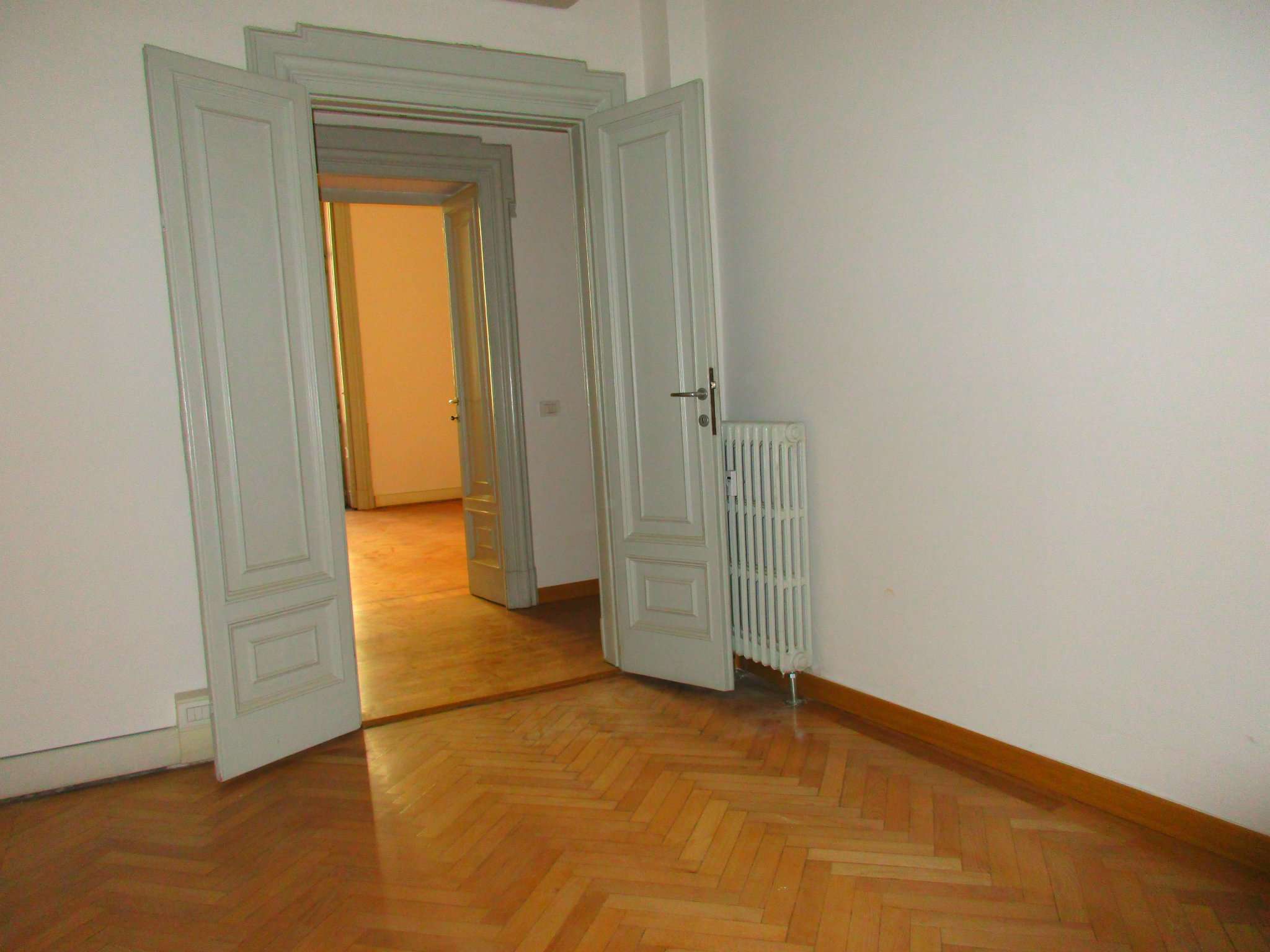 Ufficio - Loc.Com. MILANO affitto  CENTRO STORICO PODGORA VISCONTI DI MODRONE SRL