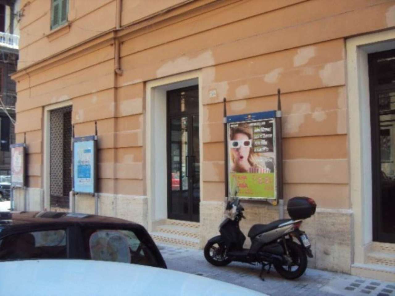 Negozio - Loc.Com. NAPOLI vendita  CHIAIA Nazario Sauro Victoria G.I. S.R.L.