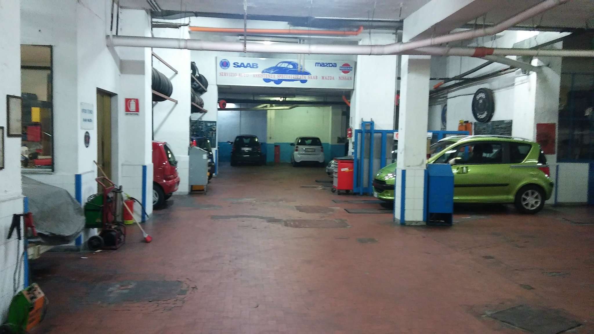 Negozio - Loc.Com. NAPOLI vendita  BAGNOLI giulio cesare Victoria G.I. S.R.L.