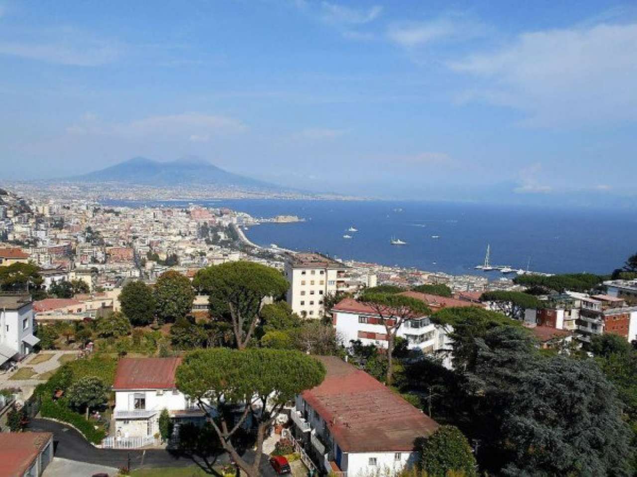 Appartamento NAPOLI vendita  CHIAIA manzoni Victoria G.I. S.R.L.