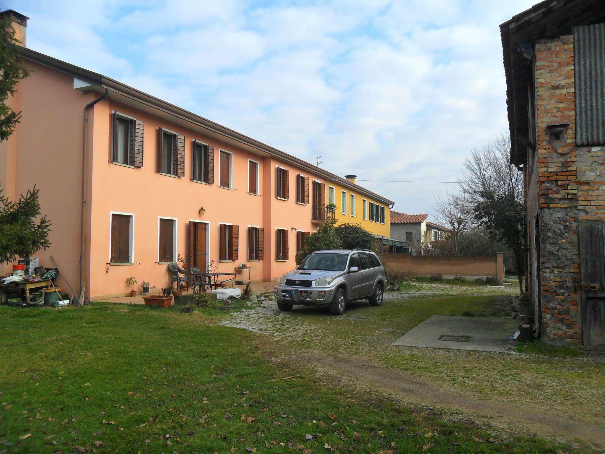 Villa Unifamiliare - Indipendente NOALE vendita   Calvi Occasione Casa