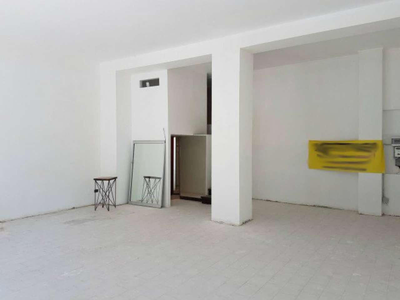 Negozio - Loc.Com. MILANO affitto  CENTRO STORICO Cesare Battisti Cusani10 Luxury Real Estate