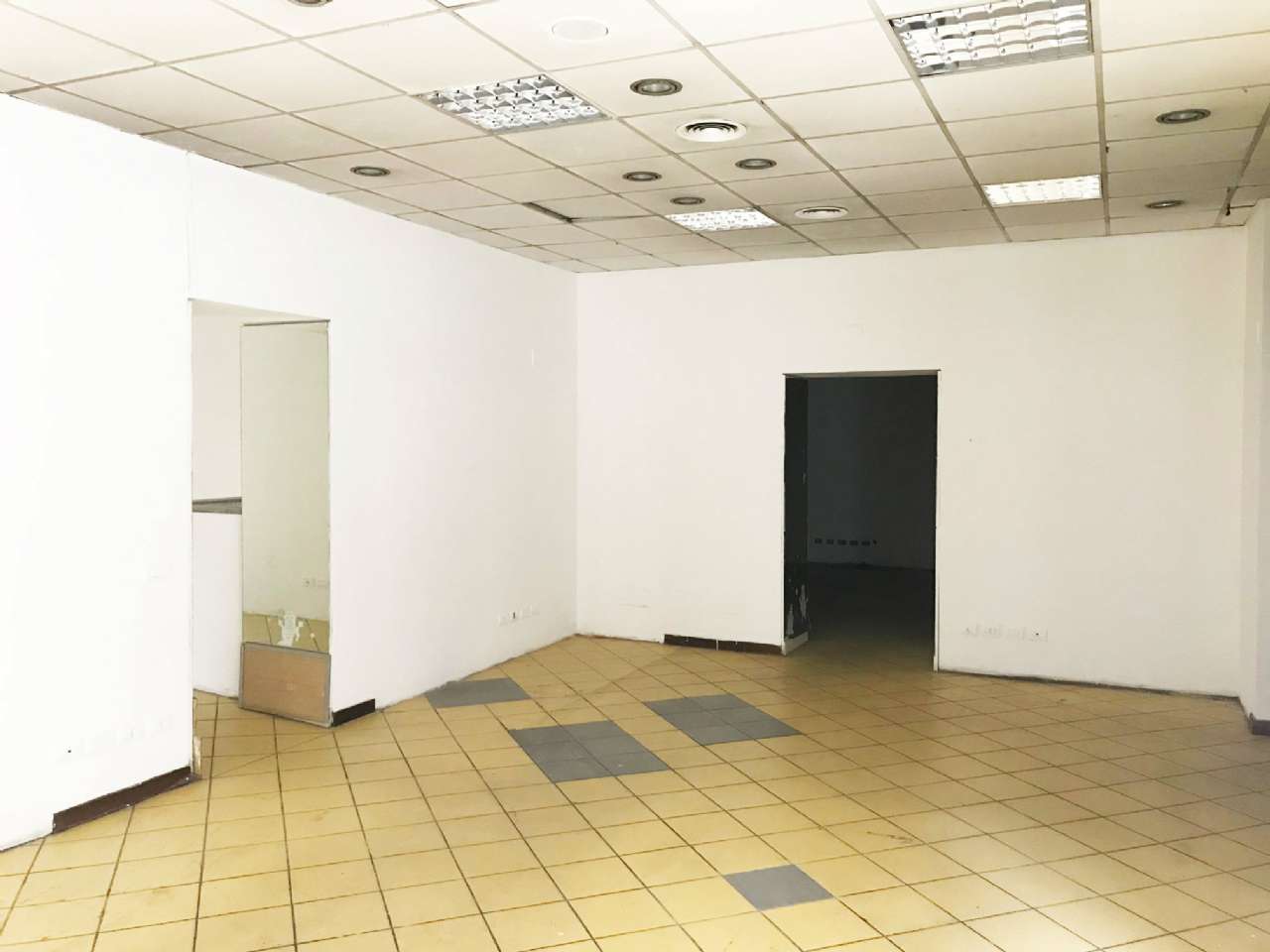 Negozio - Loc.Com. MILANO affitto  BUENOS AIRES Stoppani Cusani10 Luxury Real Estate