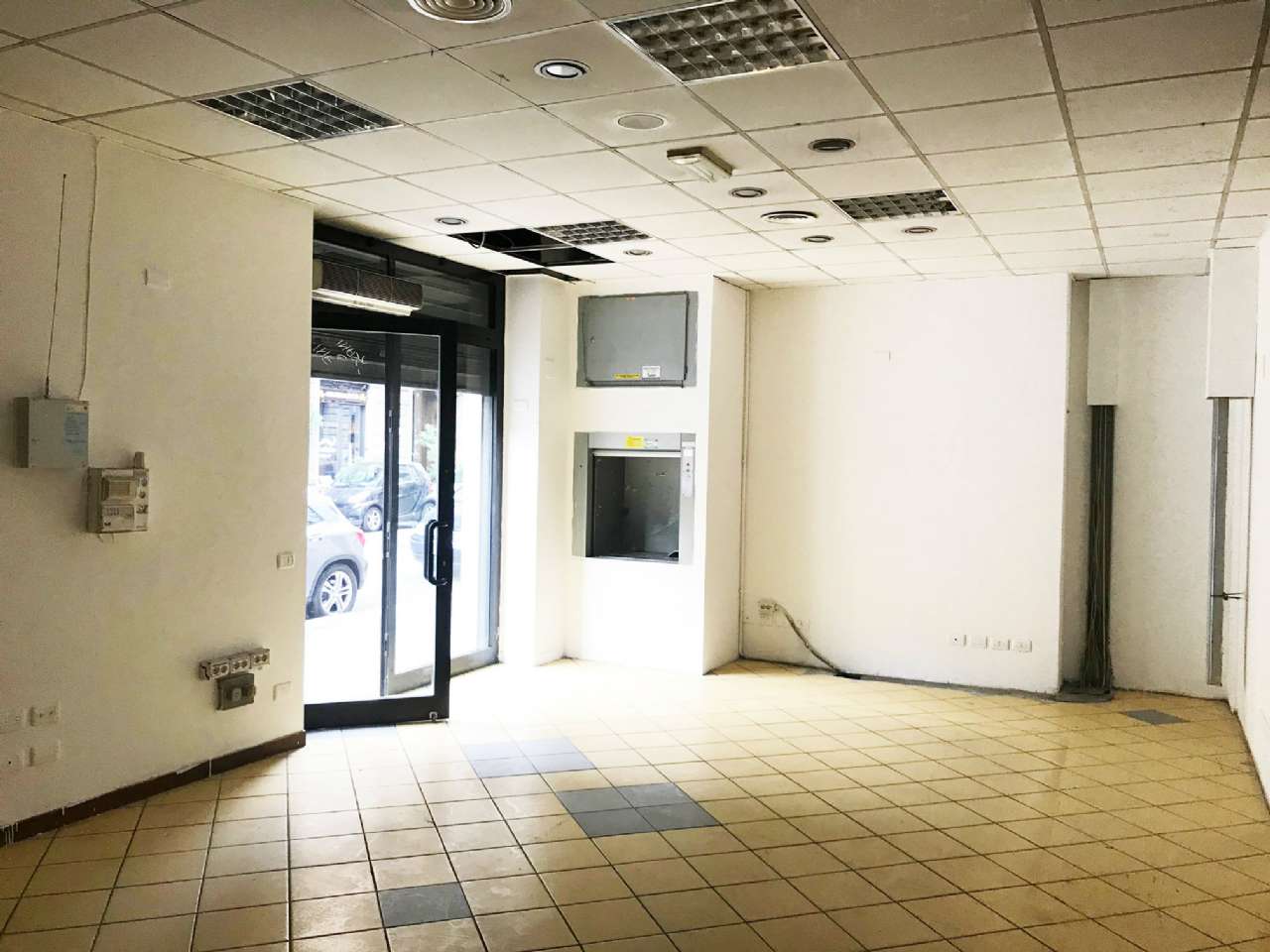 Negozio - Loc.Com. MILANO affitto  BUENOS AIRES Stoppani Cusani10 Luxury Real Estate