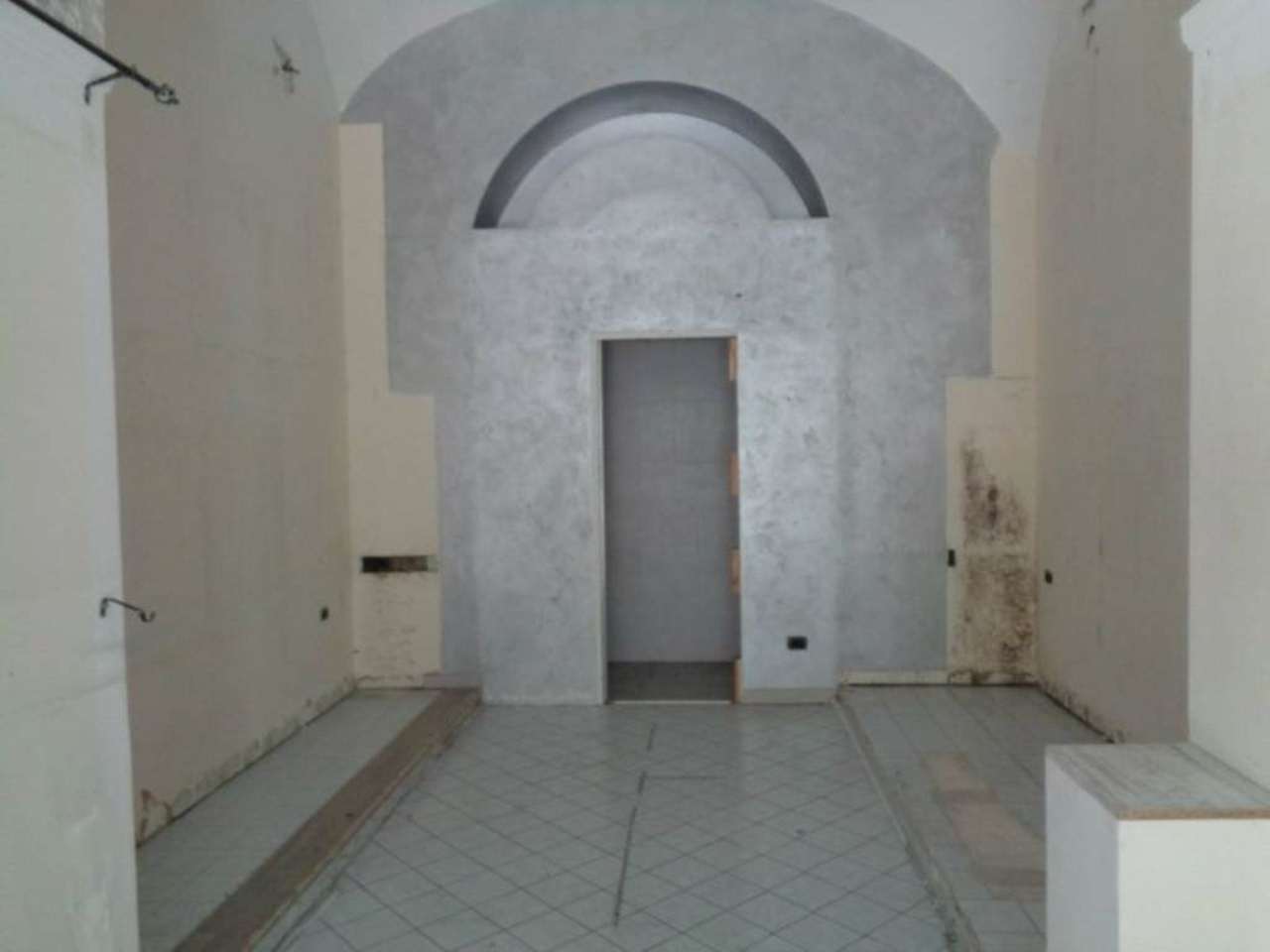 Negozio - Loc.Com. NAPOLI affitto  Duomo Duomo RE/MAX 4 You