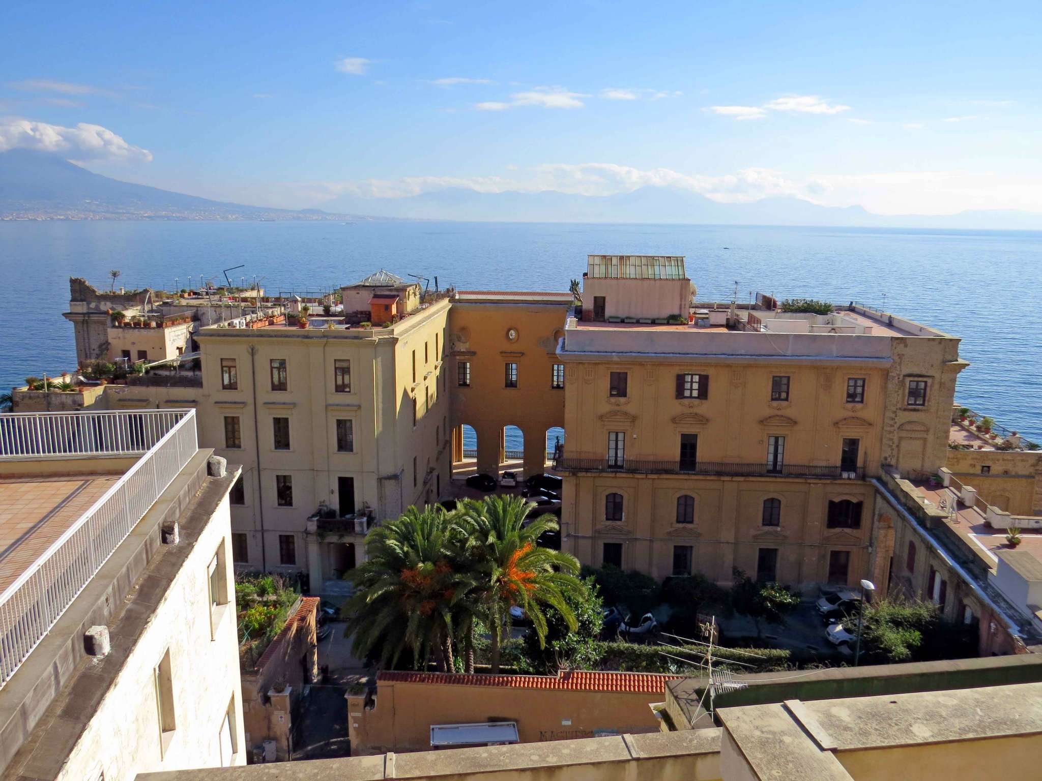 Appartamento NAPOLI vendita  POSILLIPO Posillipo RE/MAX 4 You