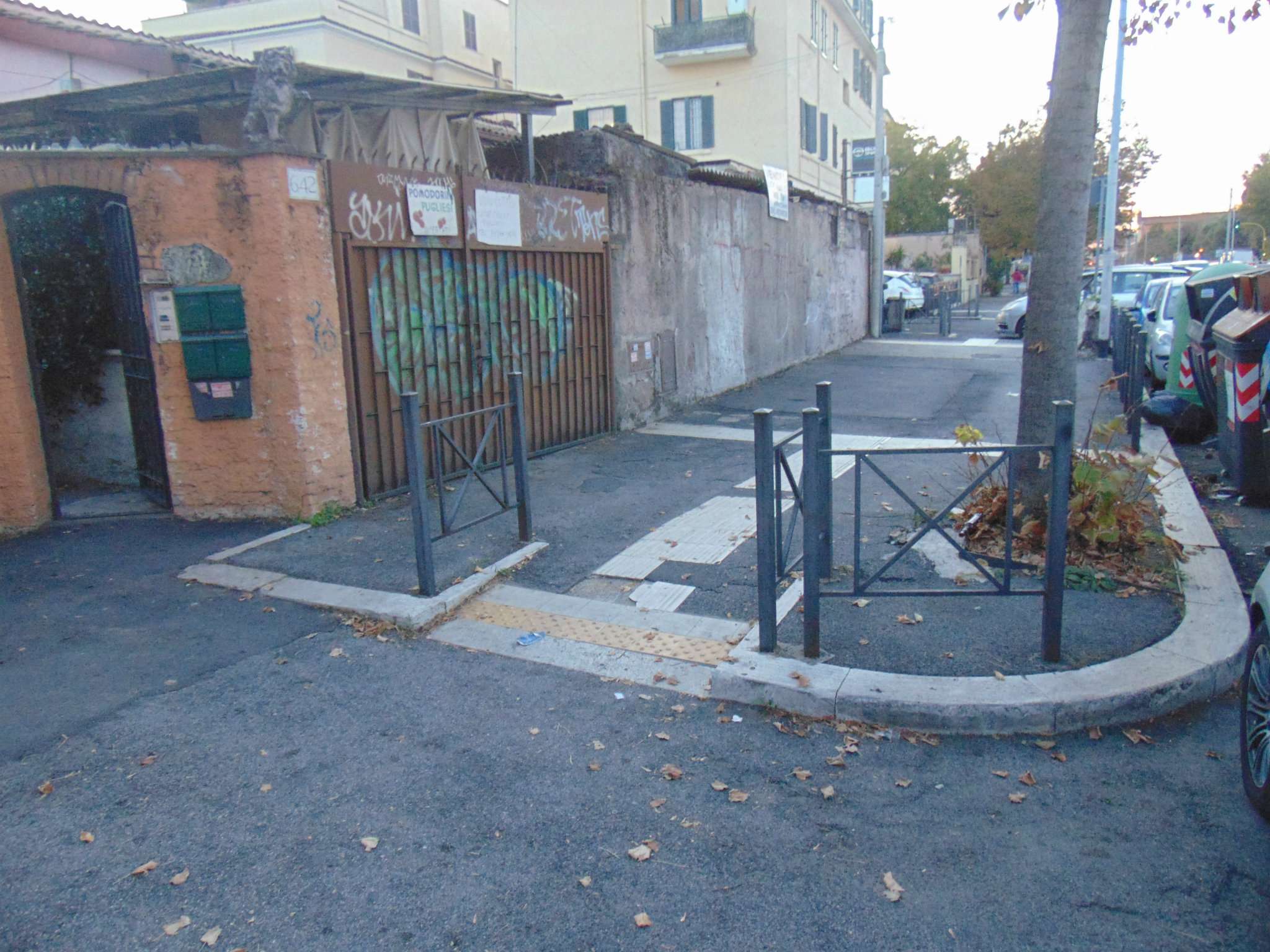 Negozio - Loc.Com. ROMA vendita  PRENESTINO - CENTOCELLE  casilina romana servizi immobiliari