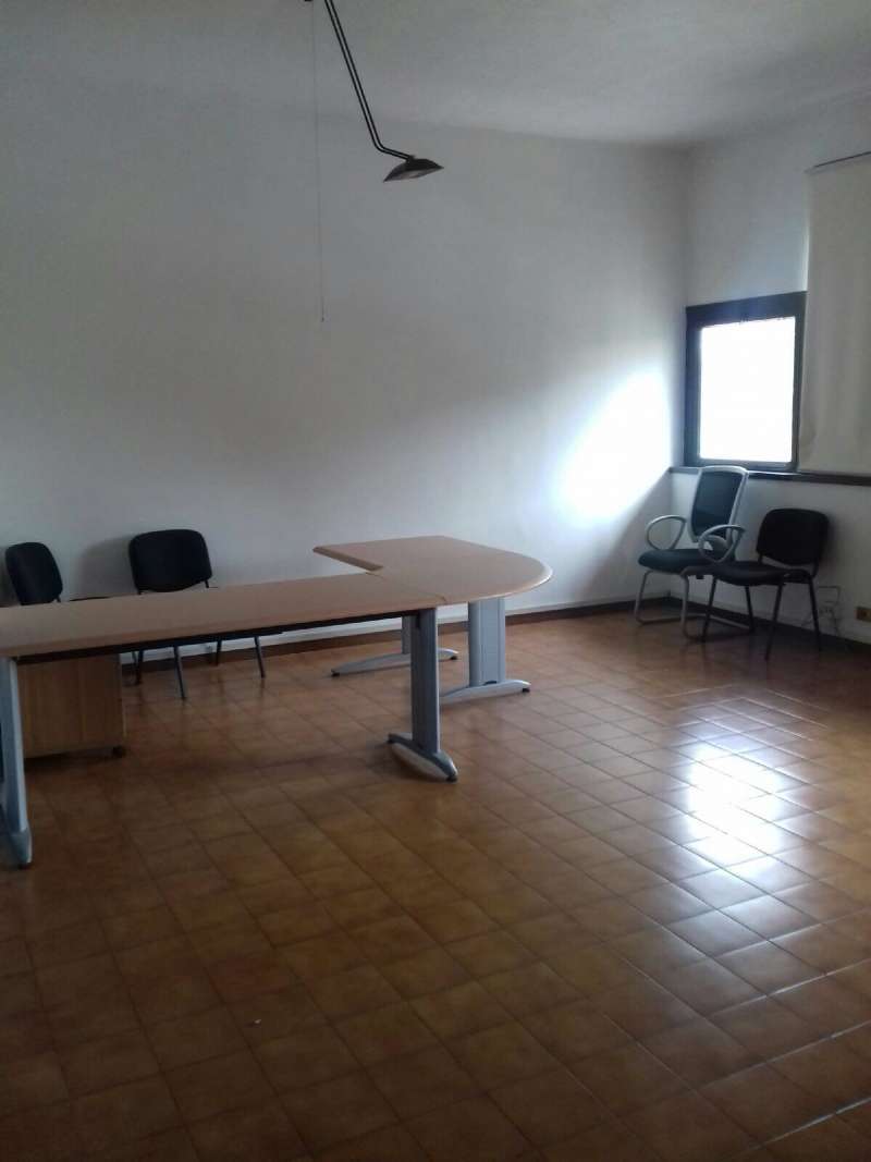 Ufficio - Loc.Com. ROMA affitto  SPINACETO dei caduti nella gurra di liberazione romana servizi immobiliari