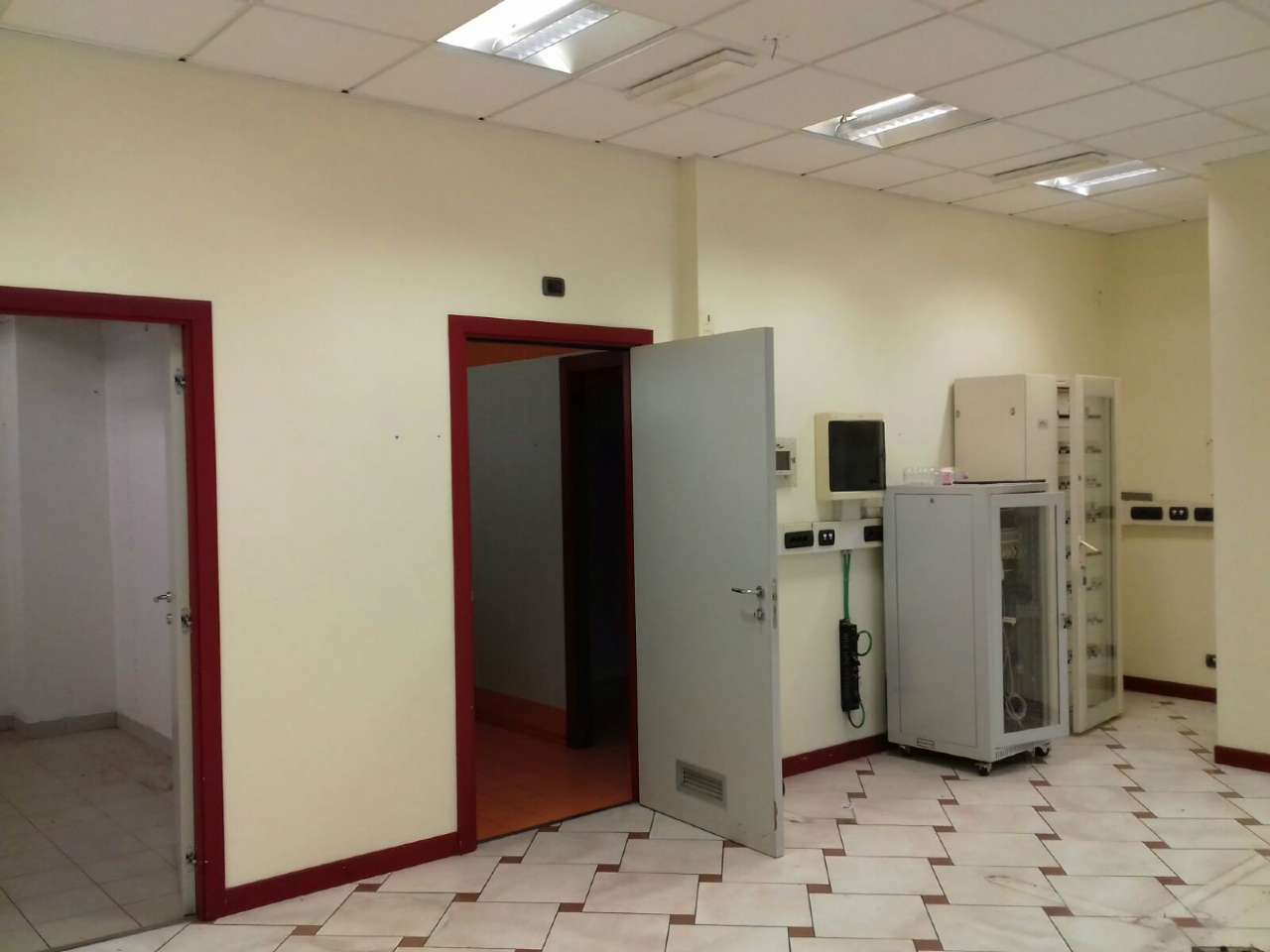 Negozio - Loc.Com. ROMA affitto  NOMENTANO  Nizza romana servizi immobiliari