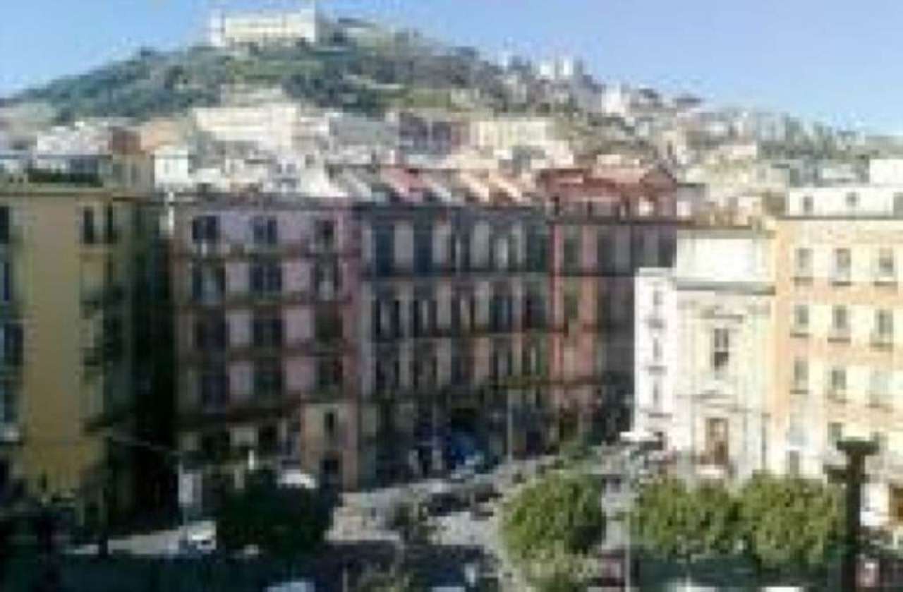 Negozio - Loc.Com. NAPOLI affitto  VIA TOLEDO della Carità I.P.N. Immobiliare della Provincia di Napoli Srl