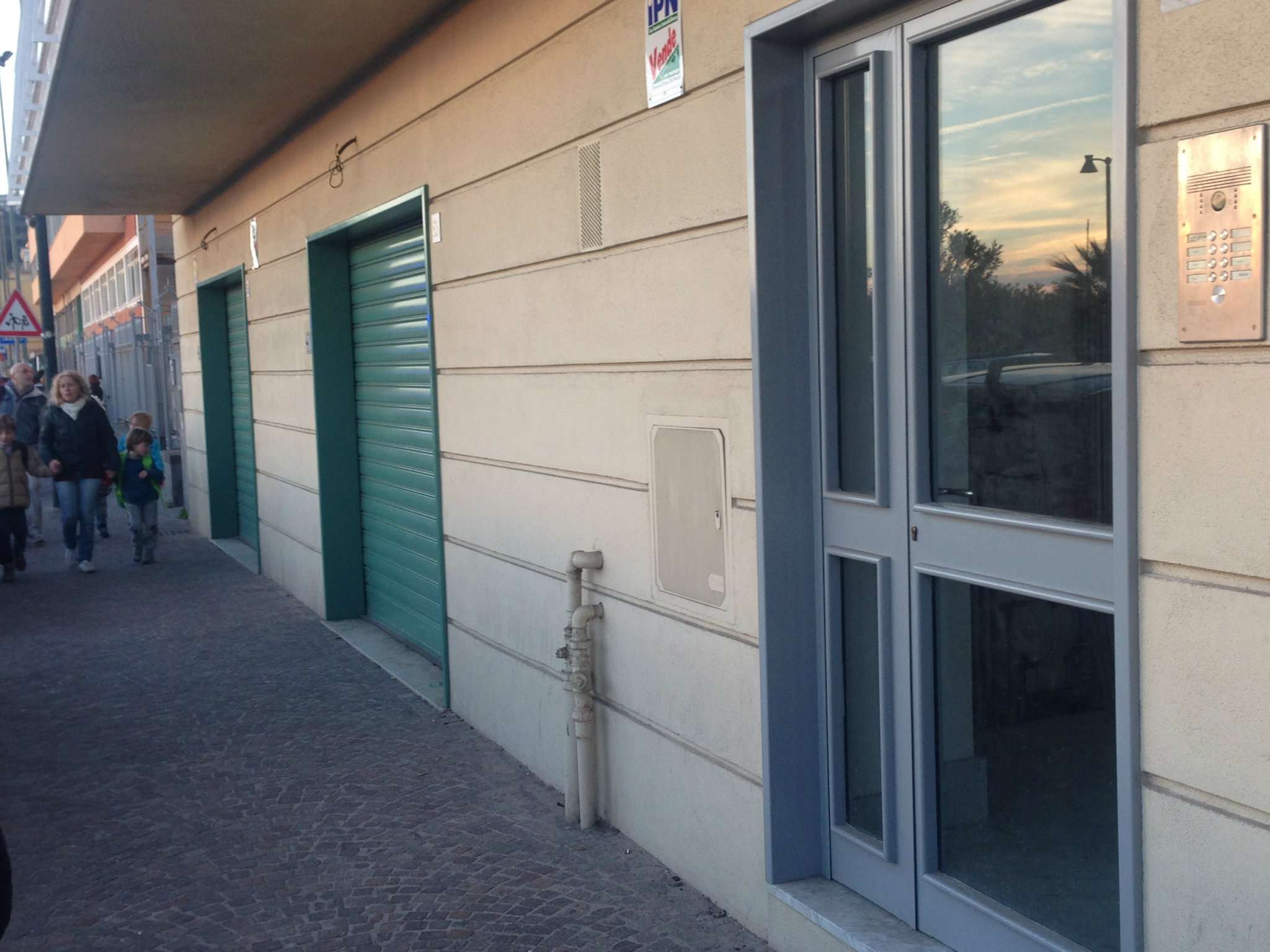  napoli vendita quart: bagnoli i.p.n.-immobiliare-della-provincia-di-napoli-srl