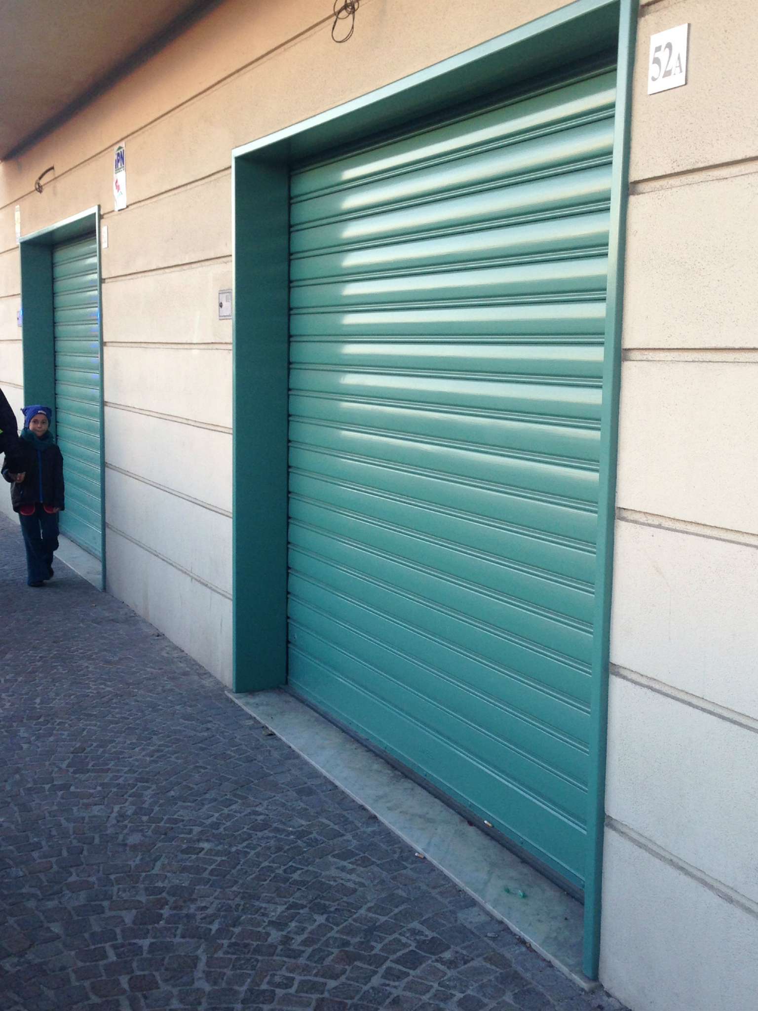 Negozio - Loc.Com. NAPOLI vendita  BAGNOLI di pozzuoli I.P.N. Immobiliare della Provincia di Napoli Srl