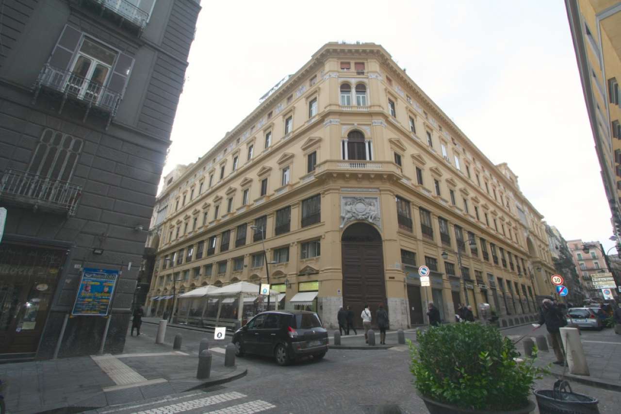 Ufficio - Loc.Com. NAPOLI affitto  CHIAIA Giuseppe Verdi I.P.N. Immobiliare della Provincia di Napoli Srl