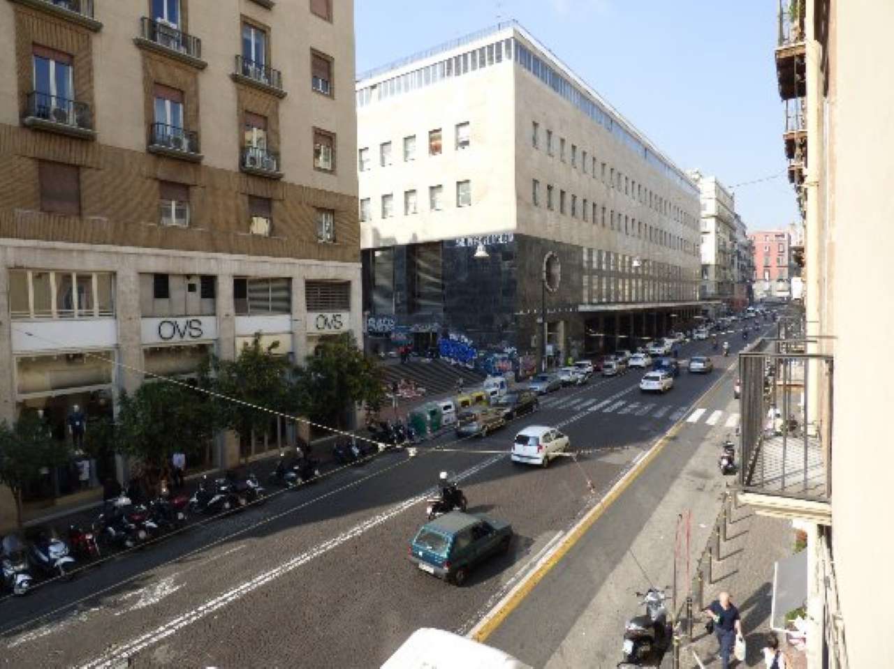 Negozio - Loc.Com. NAPOLI vendita  MONTECALVARIO monteoliveto I.P.N. Immobiliare della Provincia di Napoli Srl