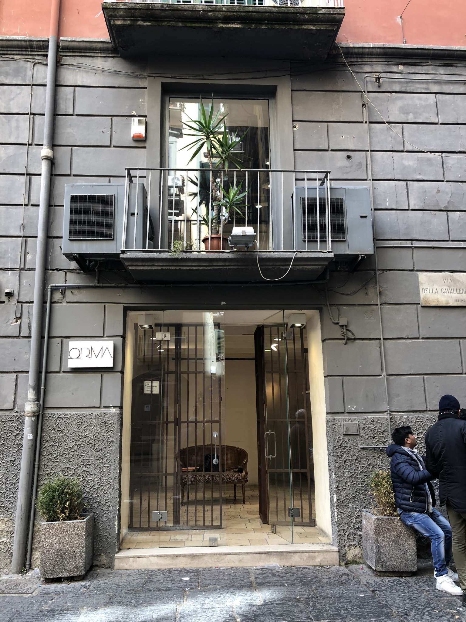 napoli affitto quart: chiaia i.p.n.-immobiliare-della-provincia-di-napoli-srl