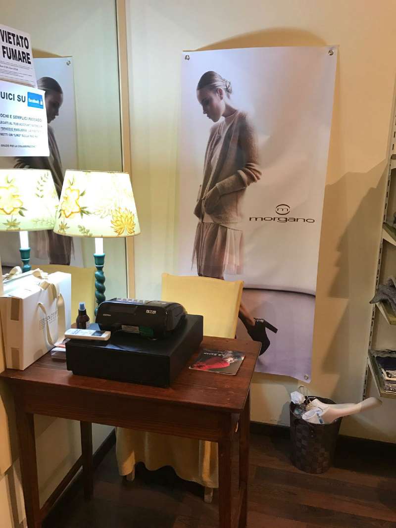 Negozio - Loc.Com. PADOVA affitto  CENTRO Battisti hintermedia srls