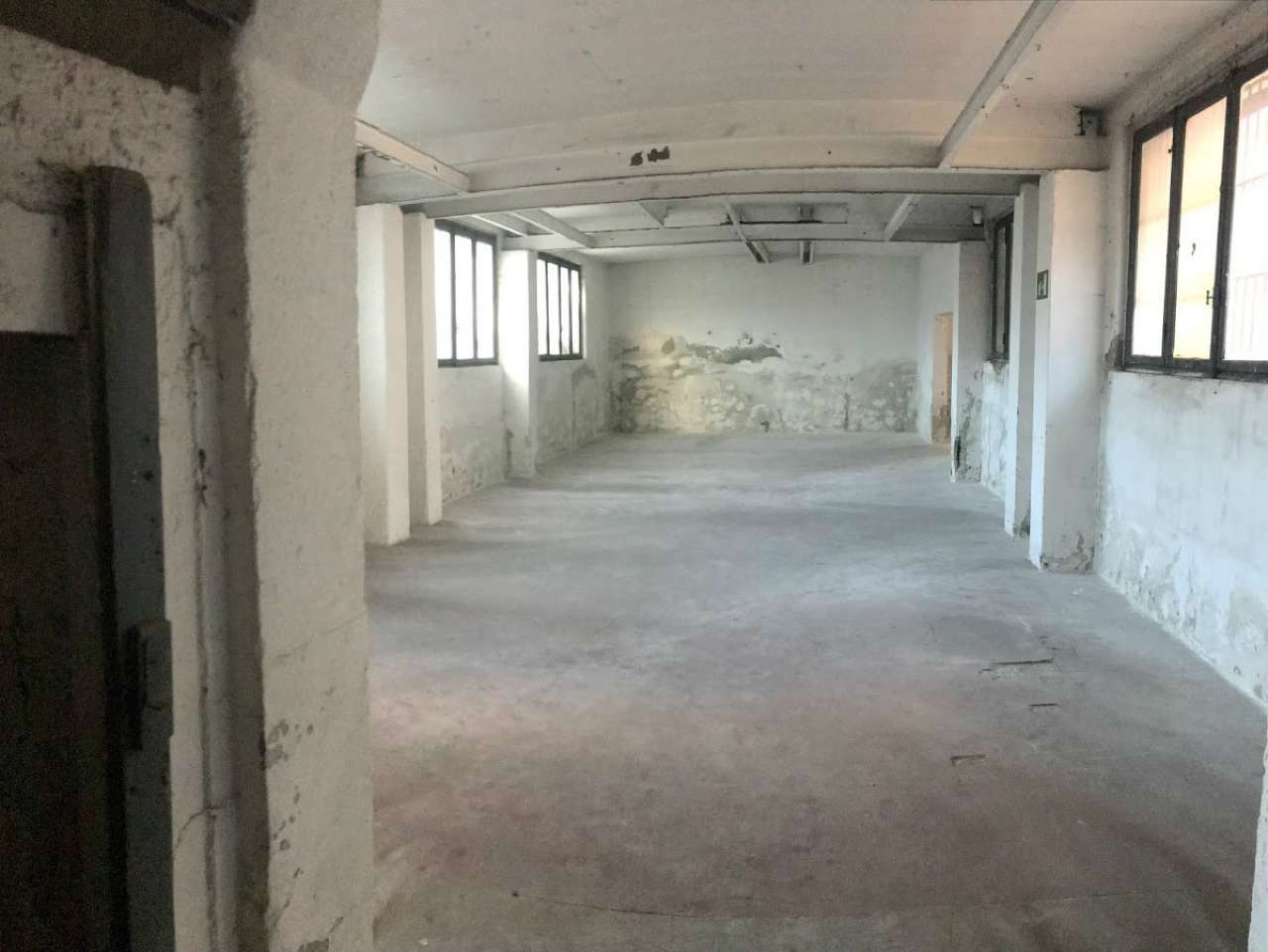 Capannoni (Tutti) MILANO vendita  ISOLA via varesina ConsulenteImmobiliare