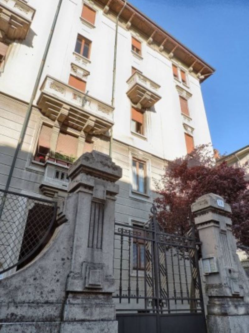 Appartamento VARESE affitto  CENTRO Padre Gian Battista Aguggiari SIM. IMMOBILIARE