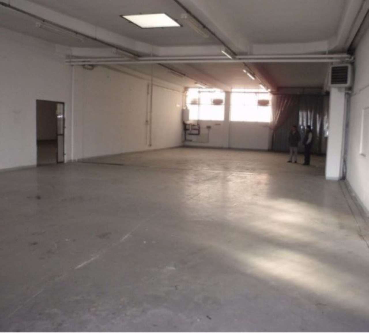 Capannoni (Tutti) TORINO affitto  CENTRO EUROPA Guido Reni Studio Immobiliare Be.Ca sas