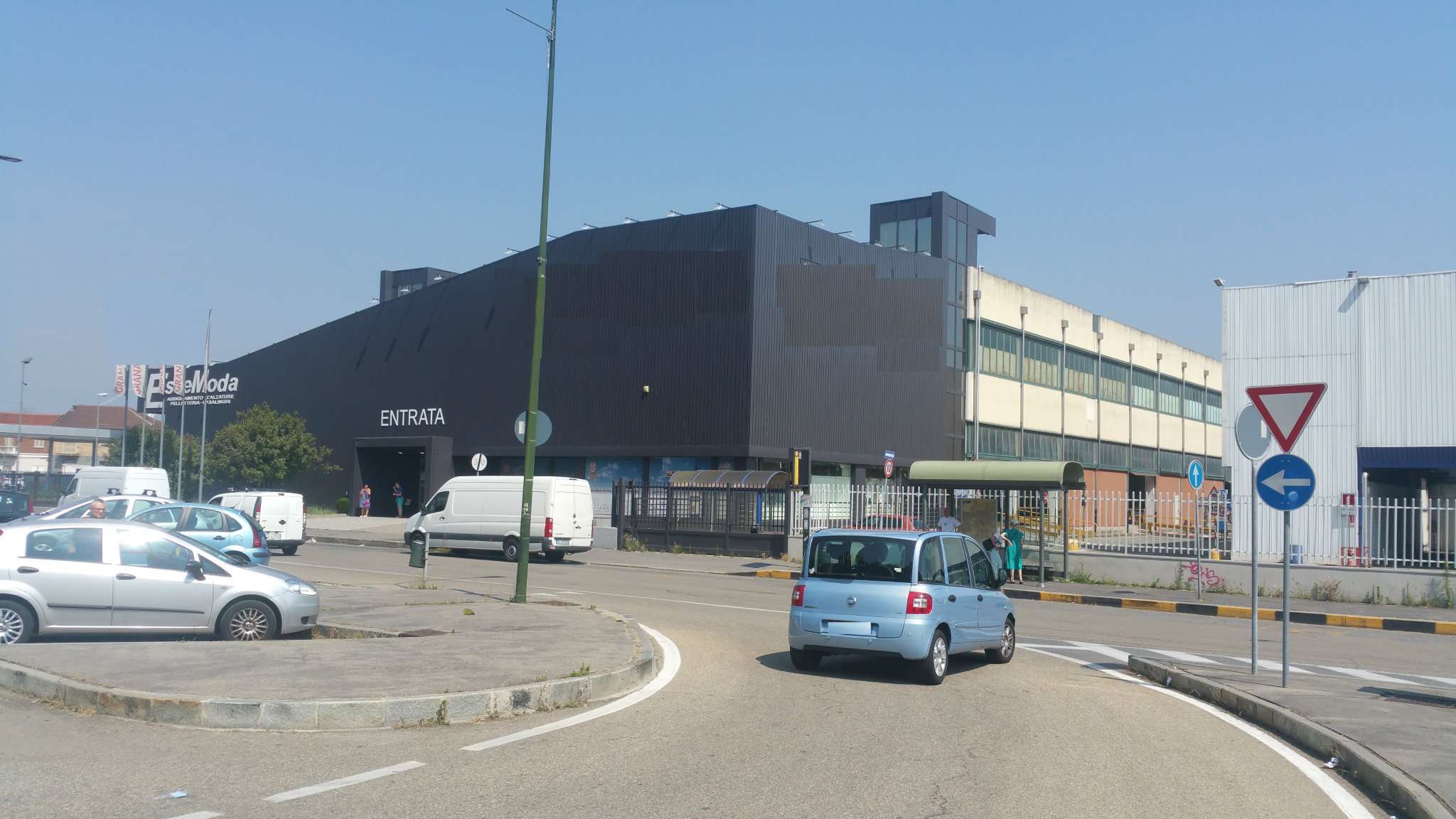 Negozio - Loc.Com. TORINO affitto  LUCENTO grosseto Studio Immobiliare Be.Ca sas